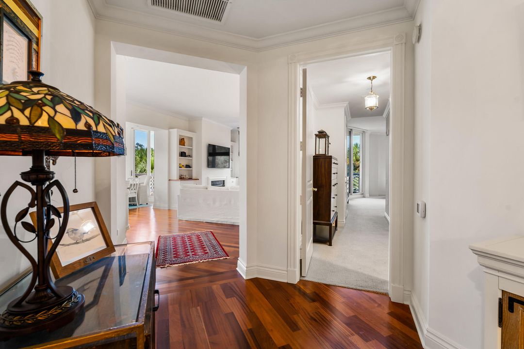 For Sale: $1,050,000 (3 beds, 3 baths, 3081 Square Feet)