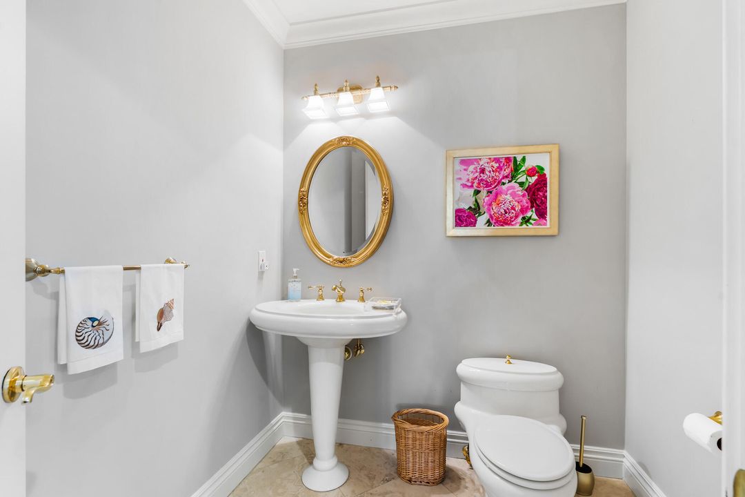 For Sale: $1,050,000 (3 beds, 3 baths, 3081 Square Feet)