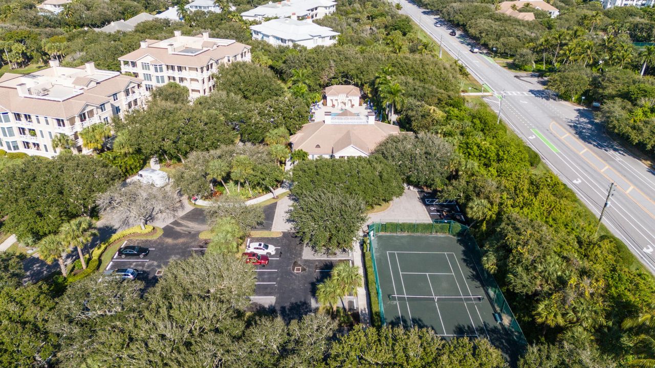 For Sale: $1,050,000 (3 beds, 3 baths, 3081 Square Feet)