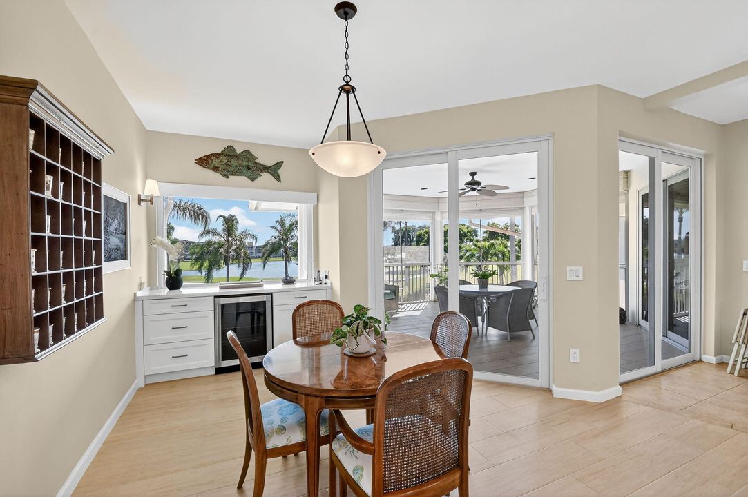 For Sale: $825,000 (3 beds, 2 baths, 3535 Square Feet)