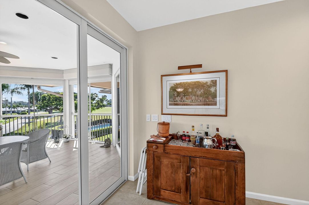 For Sale: $825,000 (3 beds, 2 baths, 3535 Square Feet)