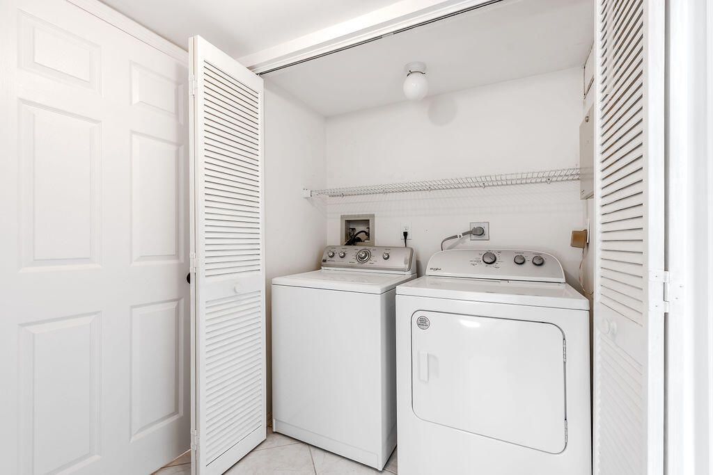 На продажу: $809,000 (2 спален, 2 ванн, 1630 Квадратных фут)