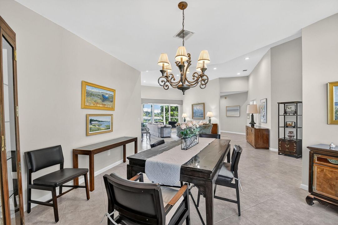 For Sale: $825,000 (3 beds, 2 baths, 3535 Square Feet)