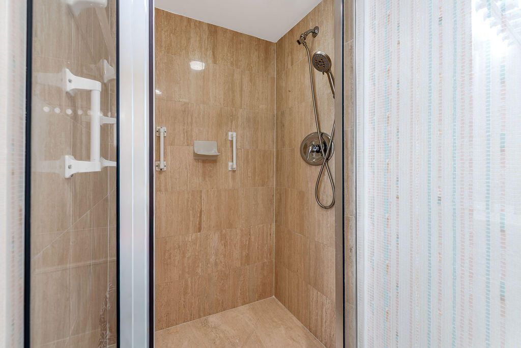 На продажу: $809,000 (2 спален, 2 ванн, 1630 Квадратных фут)