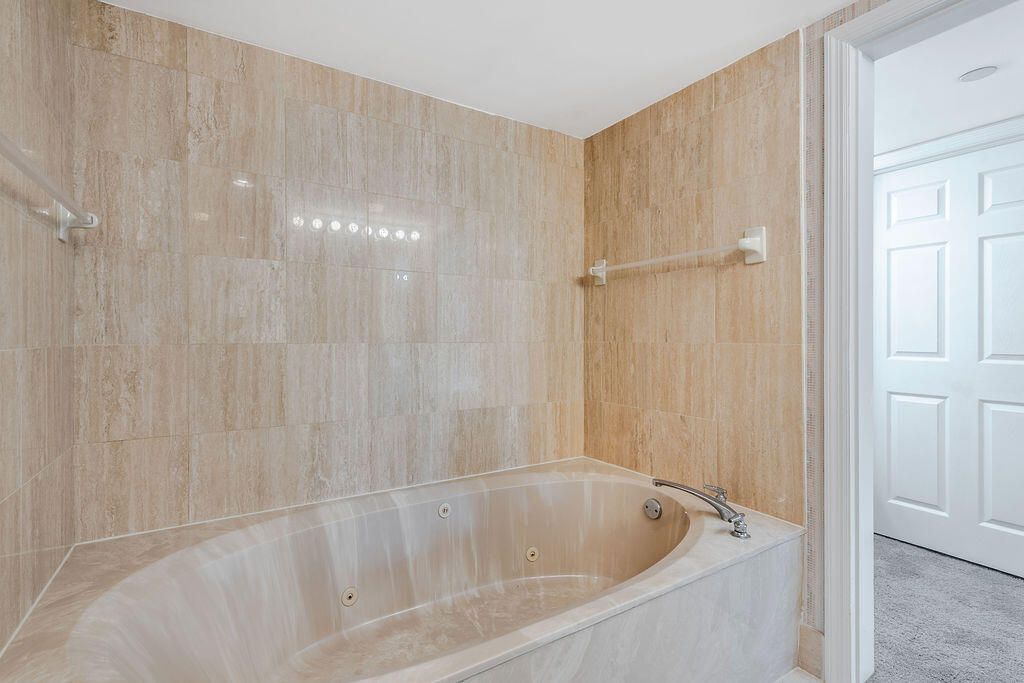 На продажу: $809,000 (2 спален, 2 ванн, 1630 Квадратных фут)