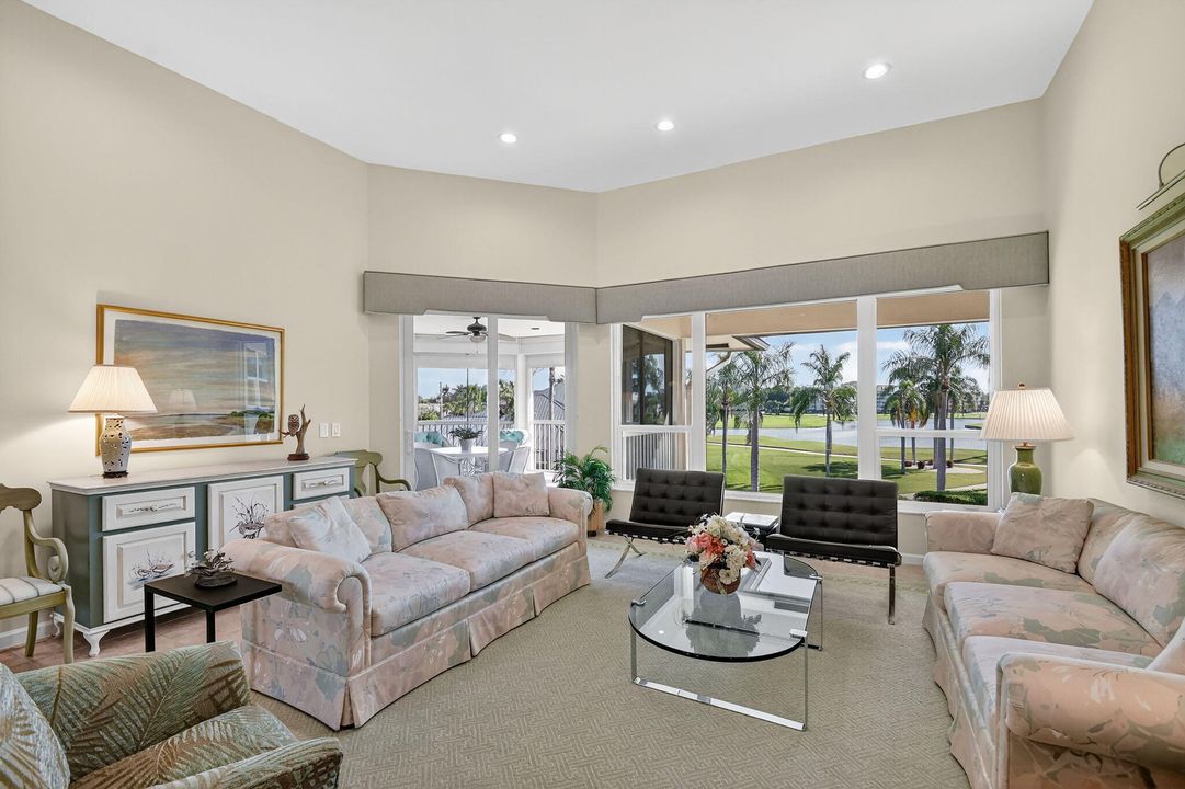 For Sale: $825,000 (3 beds, 2 baths, 3535 Square Feet)