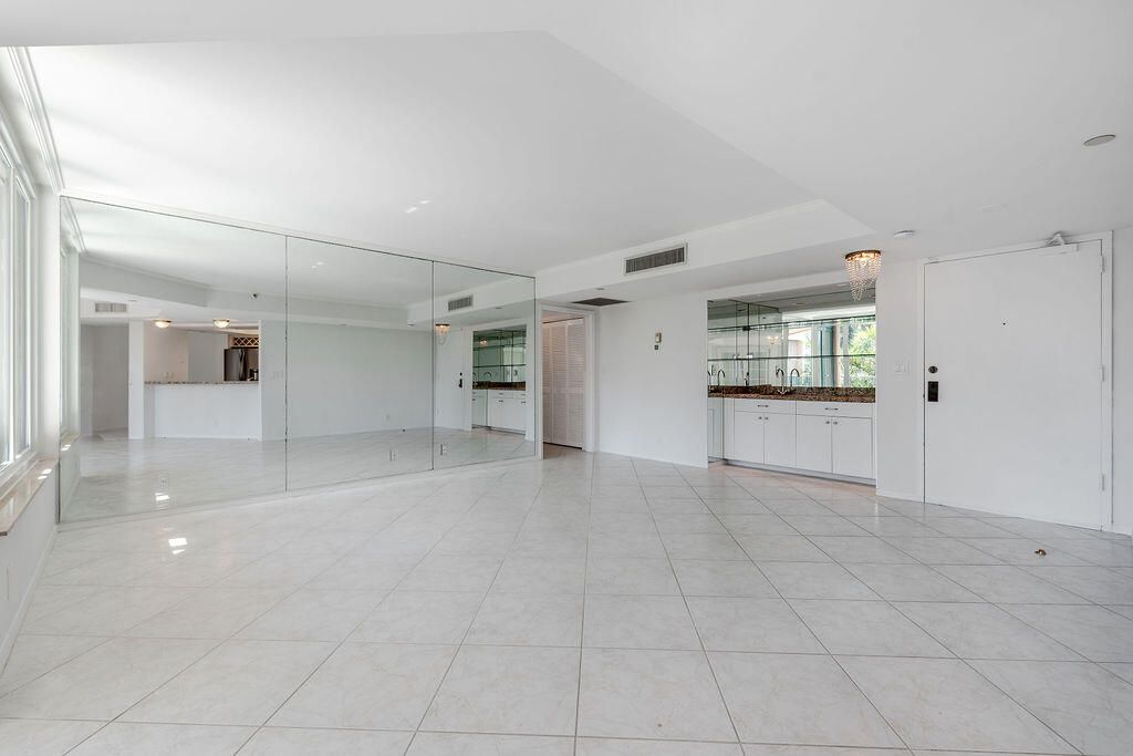 На продажу: $809,000 (2 спален, 2 ванн, 1630 Квадратных фут)