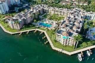 На продажу: $809,000 (2 спален, 2 ванн, 1630 Квадратных фут)