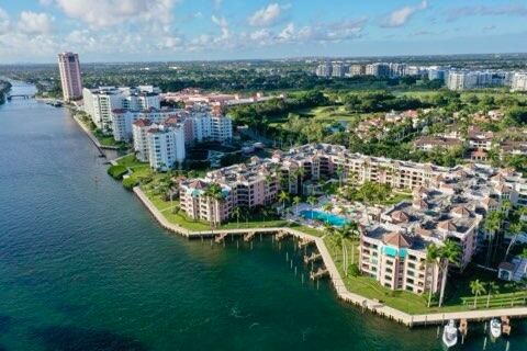 На продажу: $809,000 (2 спален, 2 ванн, 1630 Квадратных фут)