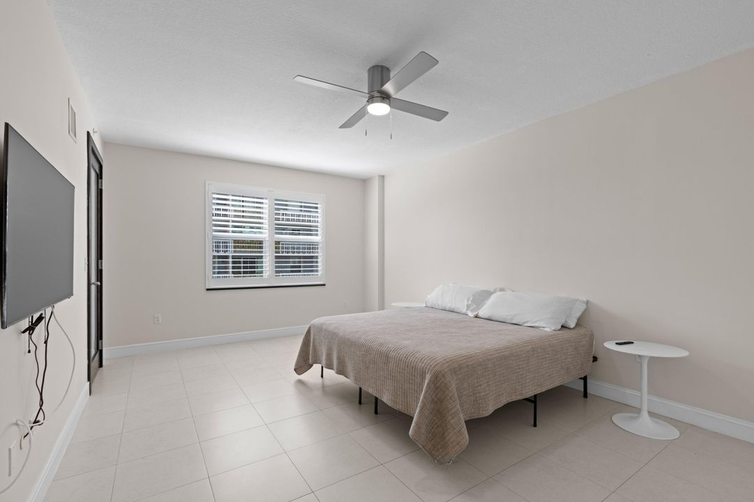 For Sale: $780,000 (2 beds, 2 baths, 2040 Square Feet)