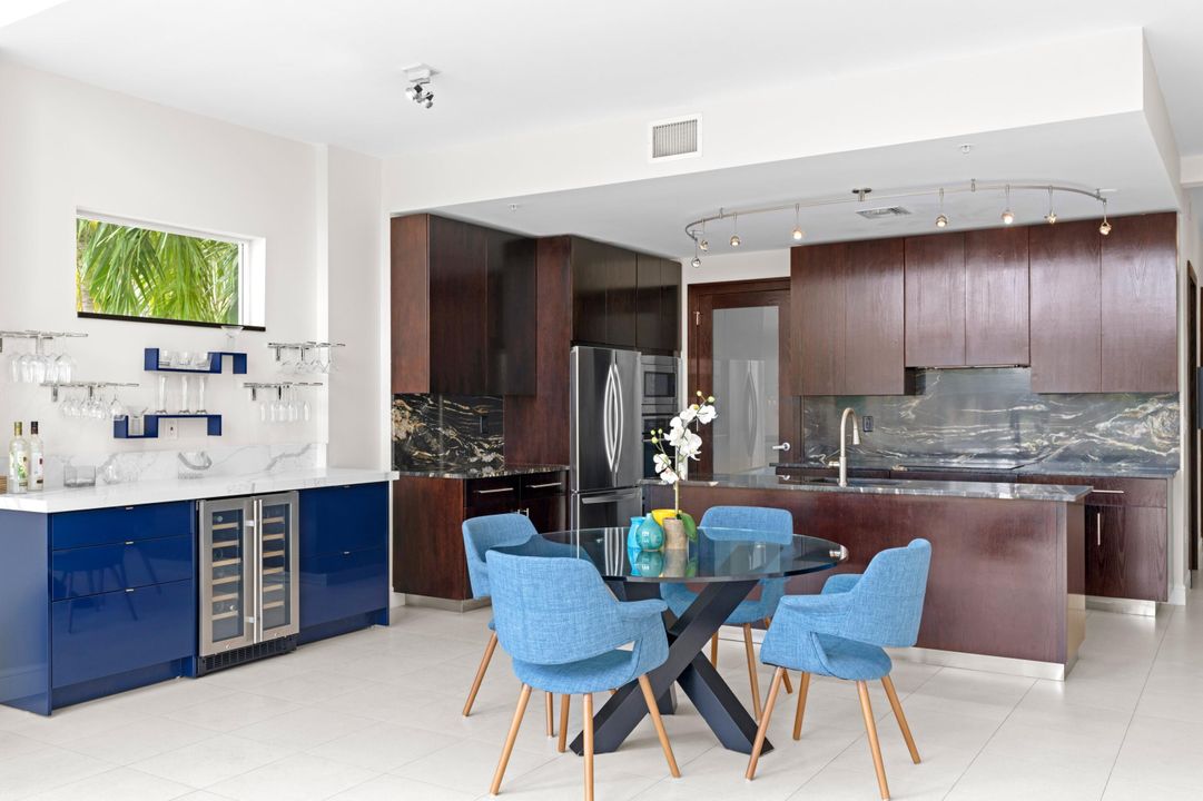 For Sale: $780,000 (2 beds, 2 baths, 2040 Square Feet)