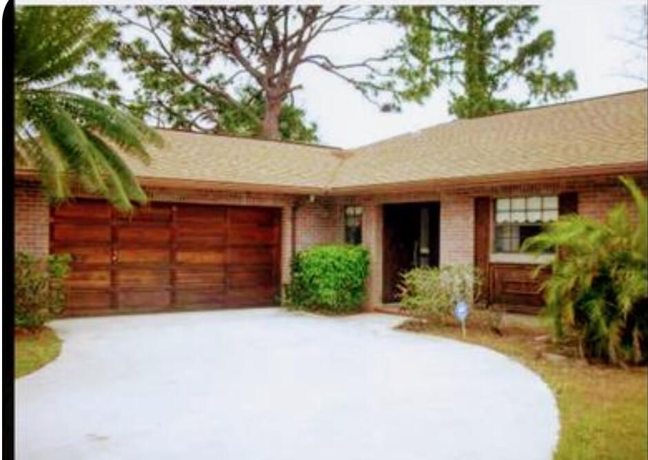 出租: $2,300 (3 贝兹, 2 浴室, 1896 平方英尺)