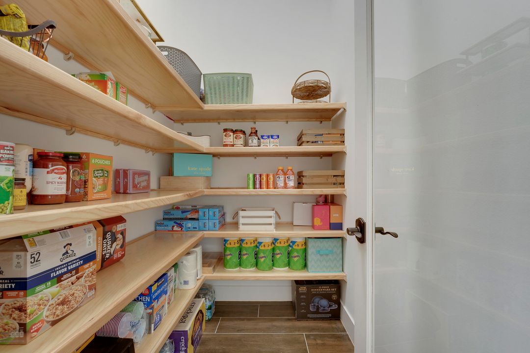 En Venta: $2,500,000 (5 camas, 5 baños, 5109 Pies cuadrados)