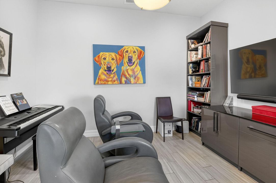 For Sale: $849,000 (3 beds, 2 baths, 2558 Square Feet)