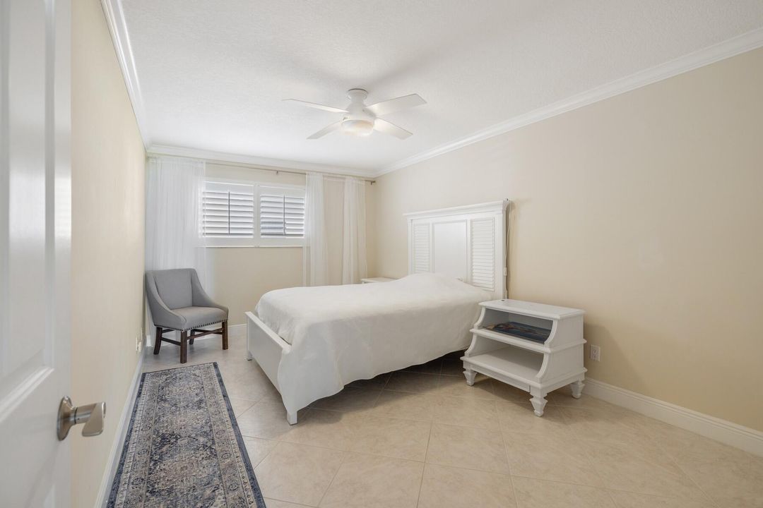 For Sale: $845,000 (2 beds, 2 baths, 1370 Square Feet)