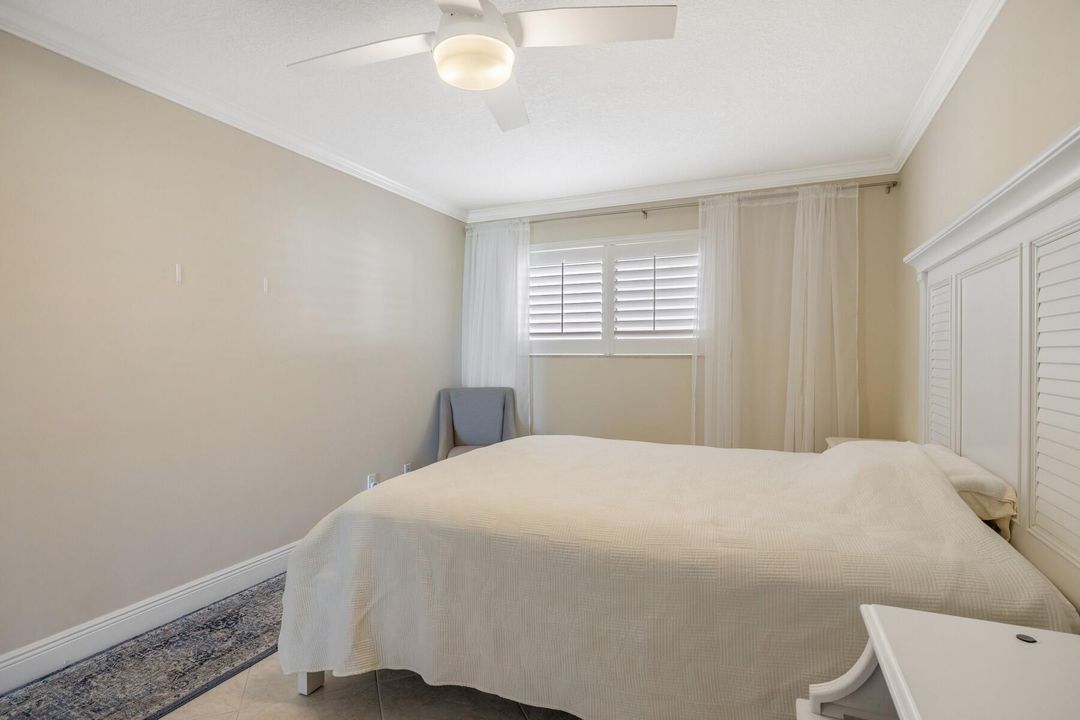 For Sale: $845,000 (2 beds, 2 baths, 1370 Square Feet)