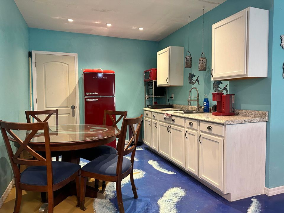 На продажу: $449,000 (4 спален, 3 ванн, 2329 Квадратных фут)