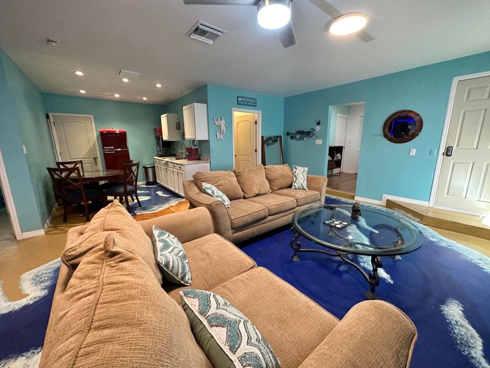 На продажу: $449,000 (4 спален, 3 ванн, 2329 Квадратных фут)