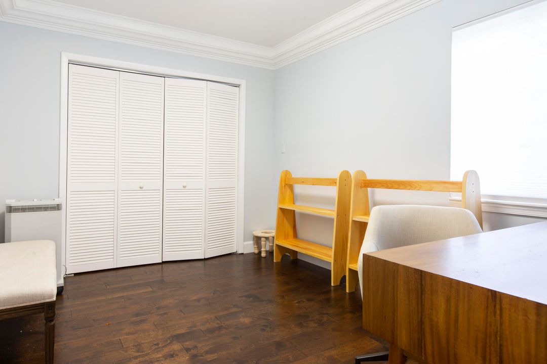 For Sale: $2,200,000 (3 beds, 2 baths, 1654 Square Feet)