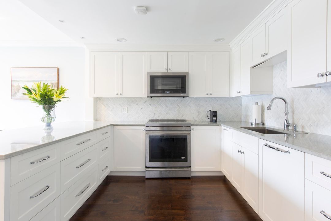 For Sale: $2,200,000 (3 beds, 2 baths, 1654 Square Feet)