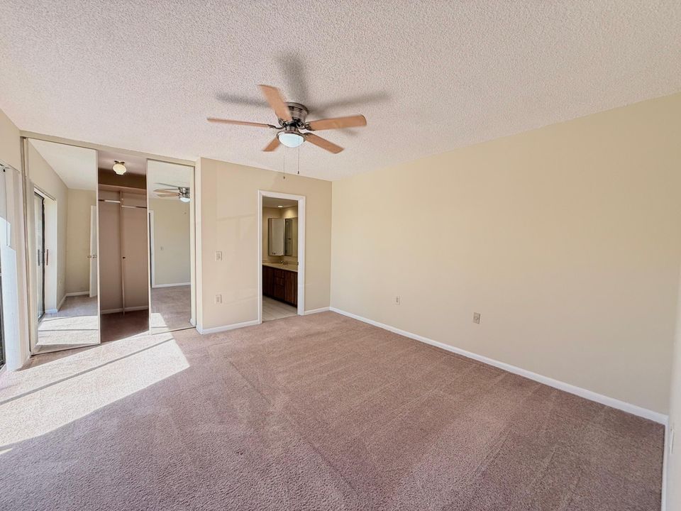 Active With Contract: $1,875 (2 beds, 2 baths, 1236 Square Feet)