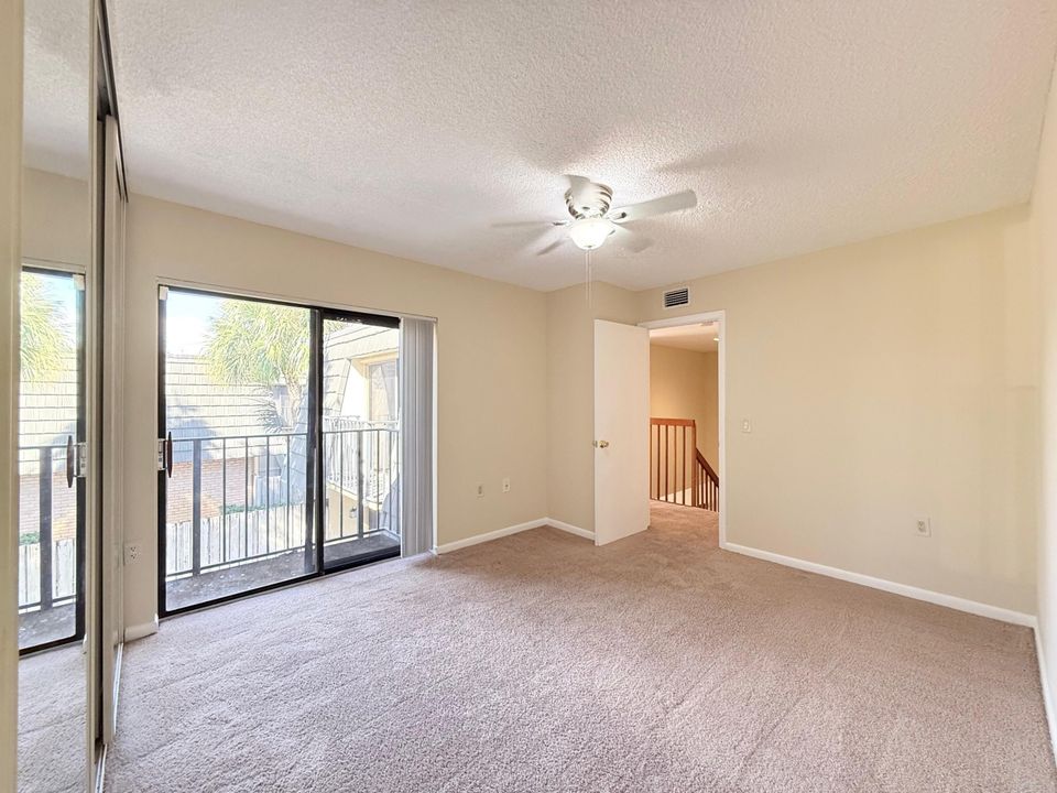 Active With Contract: $1,875 (2 beds, 2 baths, 1236 Square Feet)