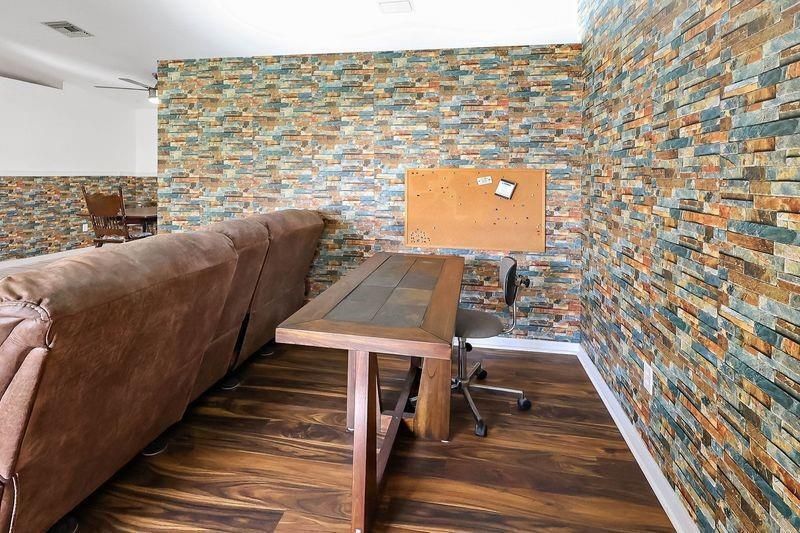 Activo con contrato: $320,000 (3 camas, 2 baños, 1652 Pies cuadrados)