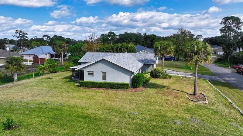 Activo con contrato: $320,000 (3 camas, 2 baños, 1652 Pies cuadrados)