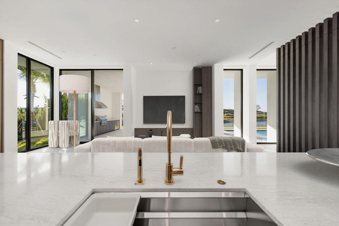 En Venta: $9,750,000 (5 camas, 6 baños, 7713 Pies cuadrados)