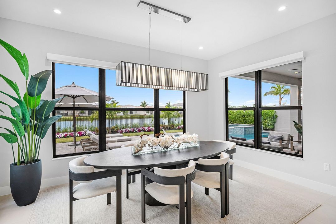 For Sale: $3,295,000 (5 beds, 6 baths, 4168 Square Feet)