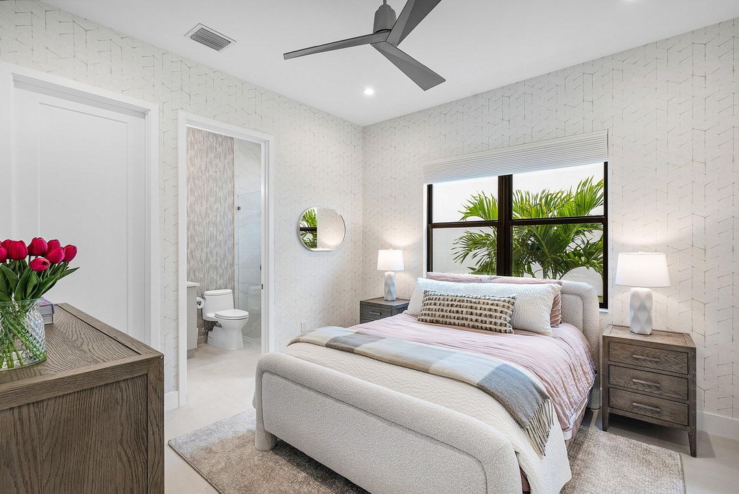 For Sale: $3,295,000 (5 beds, 6 baths, 4168 Square Feet)