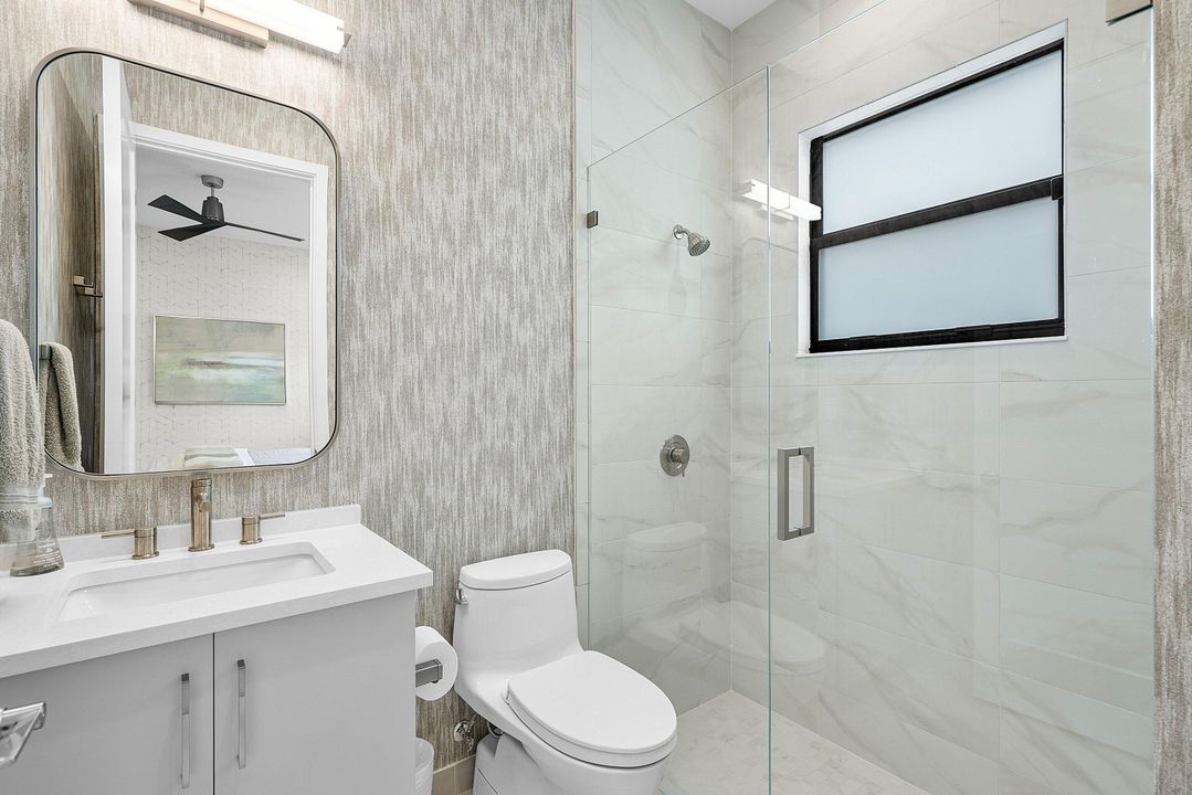 For Sale: $3,295,000 (5 beds, 6 baths, 4168 Square Feet)