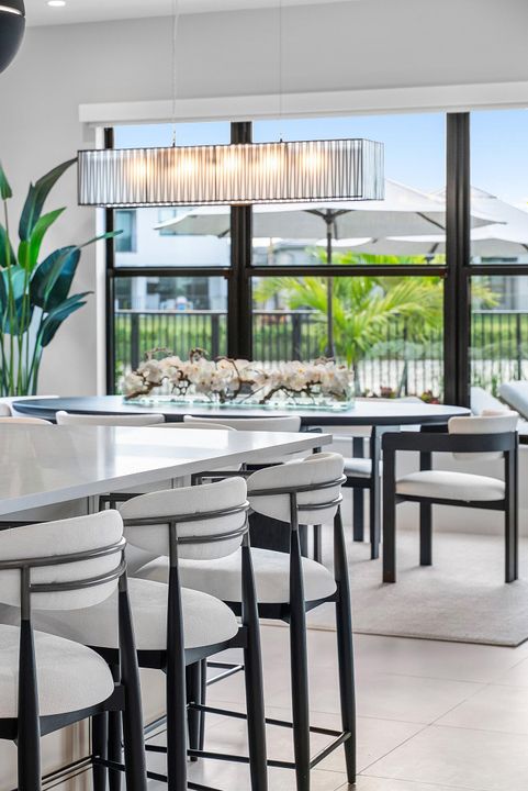 For Sale: $3,295,000 (5 beds, 6 baths, 4168 Square Feet)