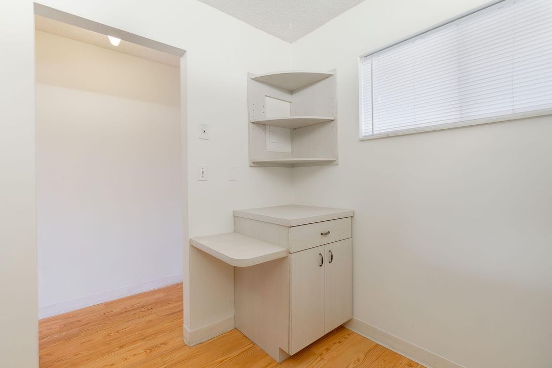 En Venta: $49,900 (2 camas, 1 baños, 894 Pies cuadrados)