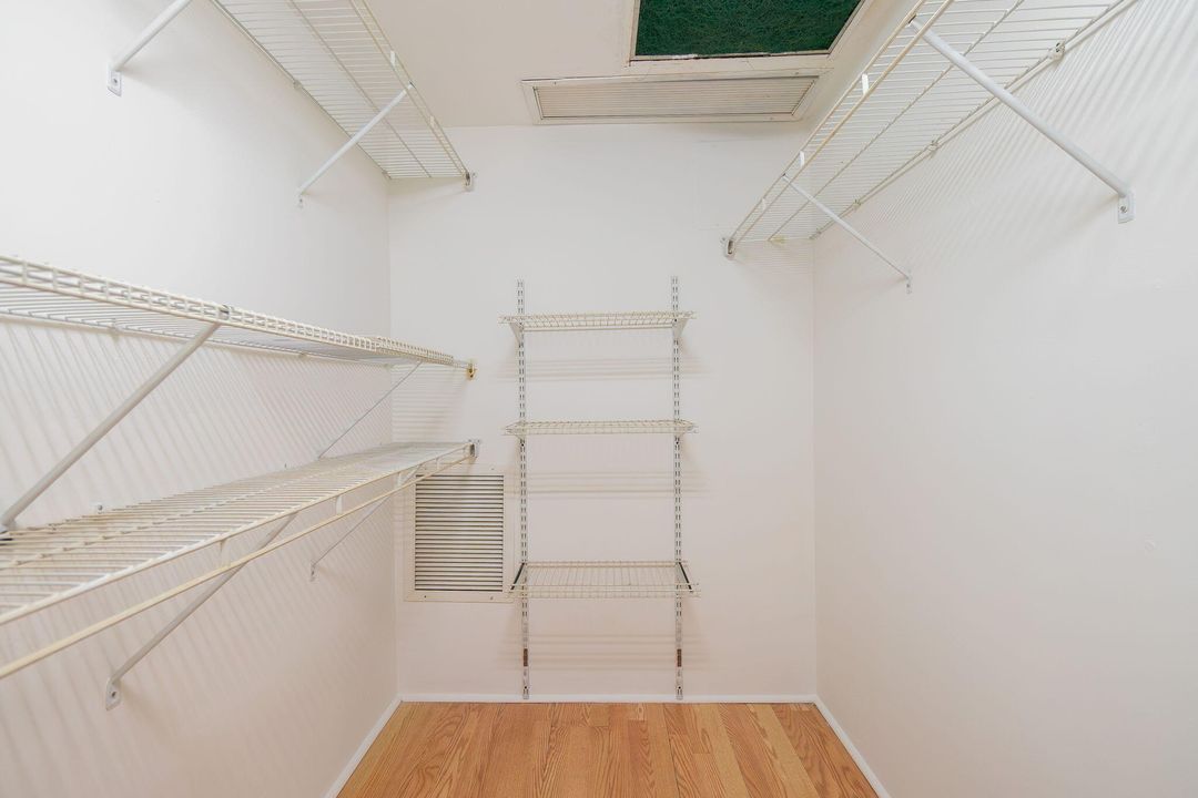 En Venta: $49,900 (2 camas, 1 baños, 894 Pies cuadrados)