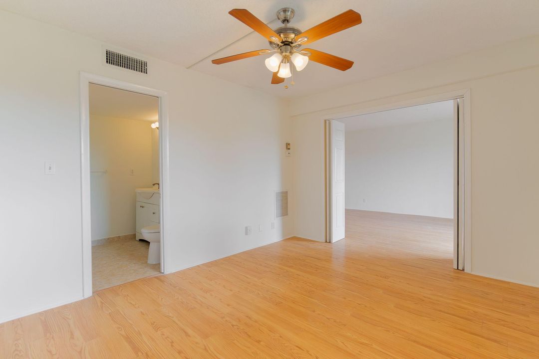 En Venta: $49,900 (2 camas, 1 baños, 894 Pies cuadrados)