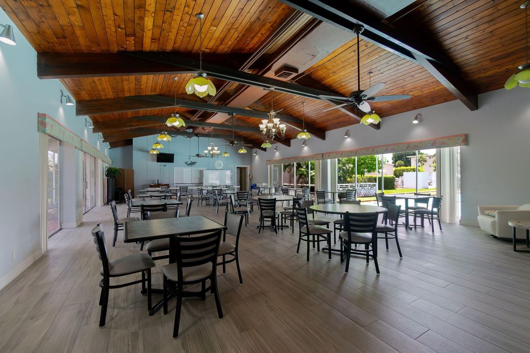 En Venta: $49,900 (2 camas, 1 baños, 894 Pies cuadrados)