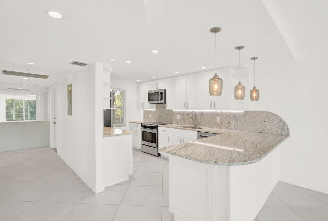 出租: $2,800 (3 贝兹, 2 浴室, 1390 平方英尺)