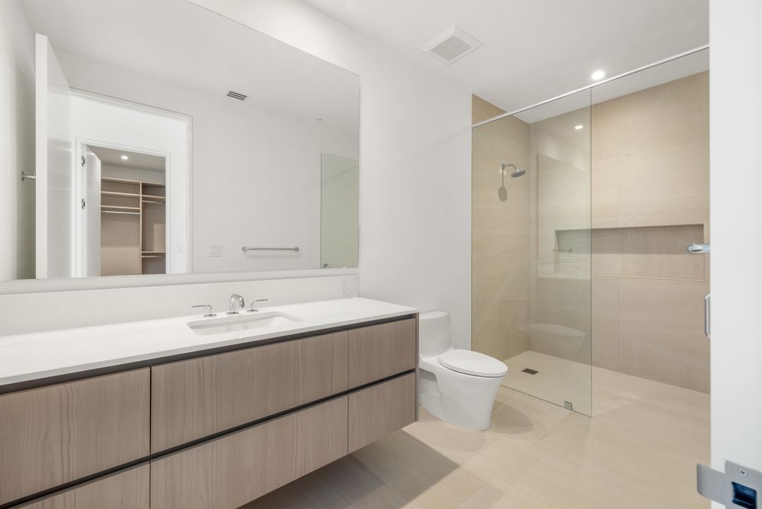 En Venta: $9,750,000 (5 camas, 6 baños, 7713 Pies cuadrados)