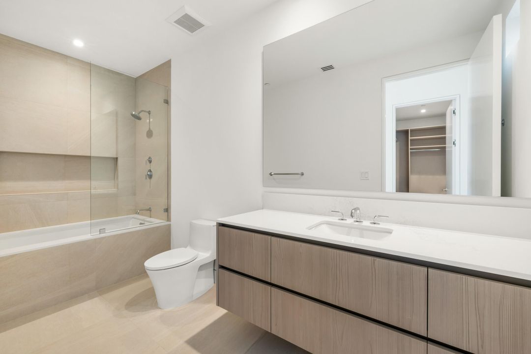 En Venta: $9,750,000 (5 camas, 6 baños, 7713 Pies cuadrados)