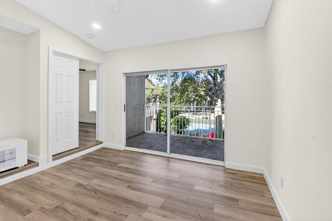 出租: $2,850 (3 贝兹, 2 浴室, 1079 平方英尺)