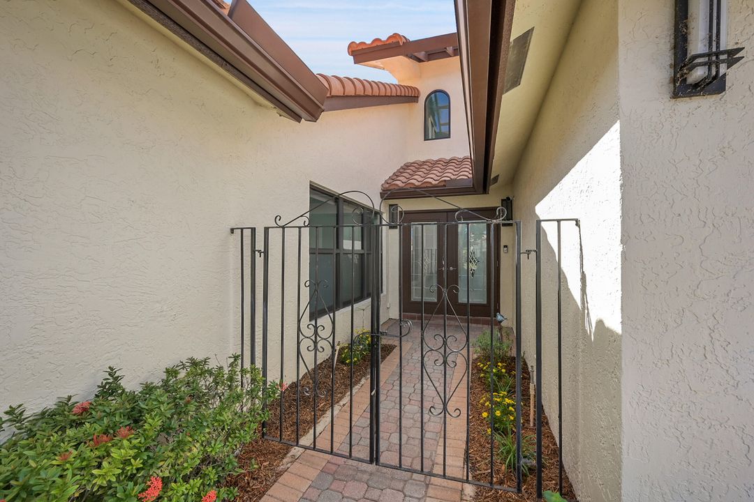 For Sale: $1,299,000 (4 beds, 3 baths, 2783 Square Feet)