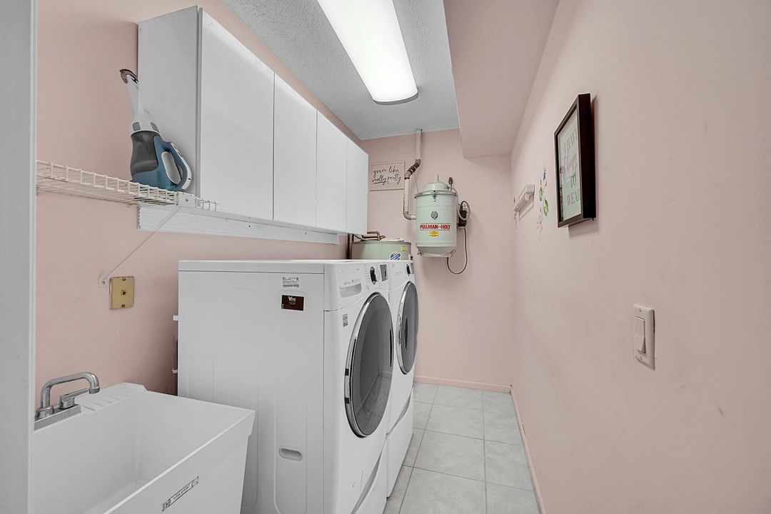 For Sale: $1,299,000 (4 beds, 3 baths, 2783 Square Feet)