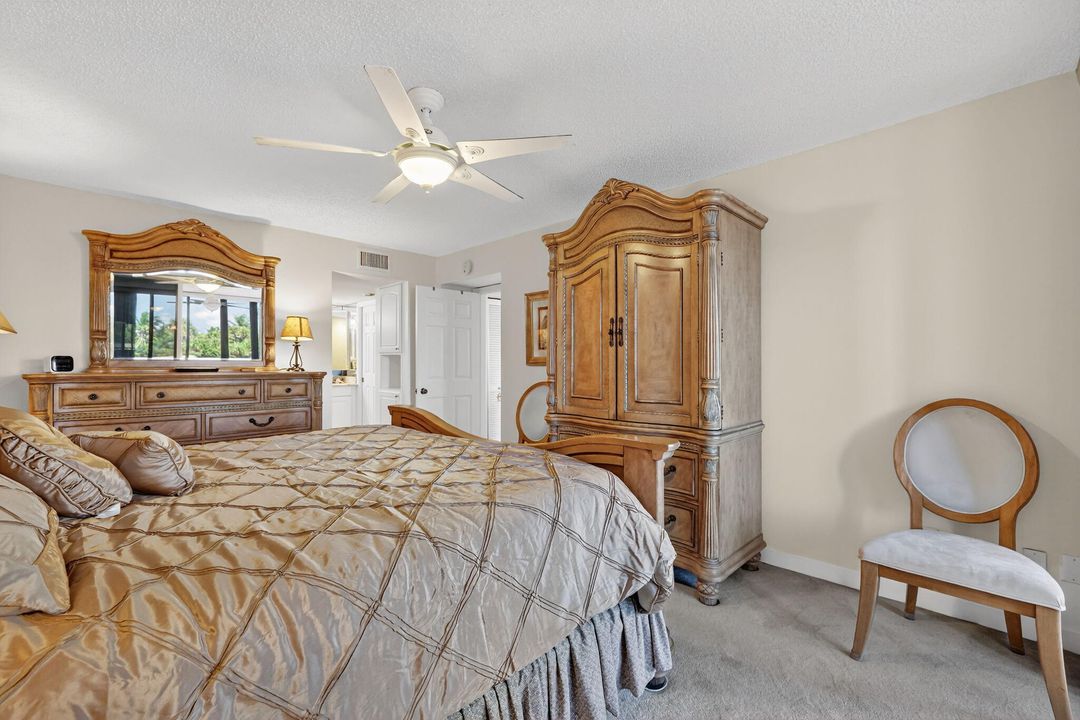 For Sale: $419,900 (2 beds, 2 baths, 1517 Square Feet)