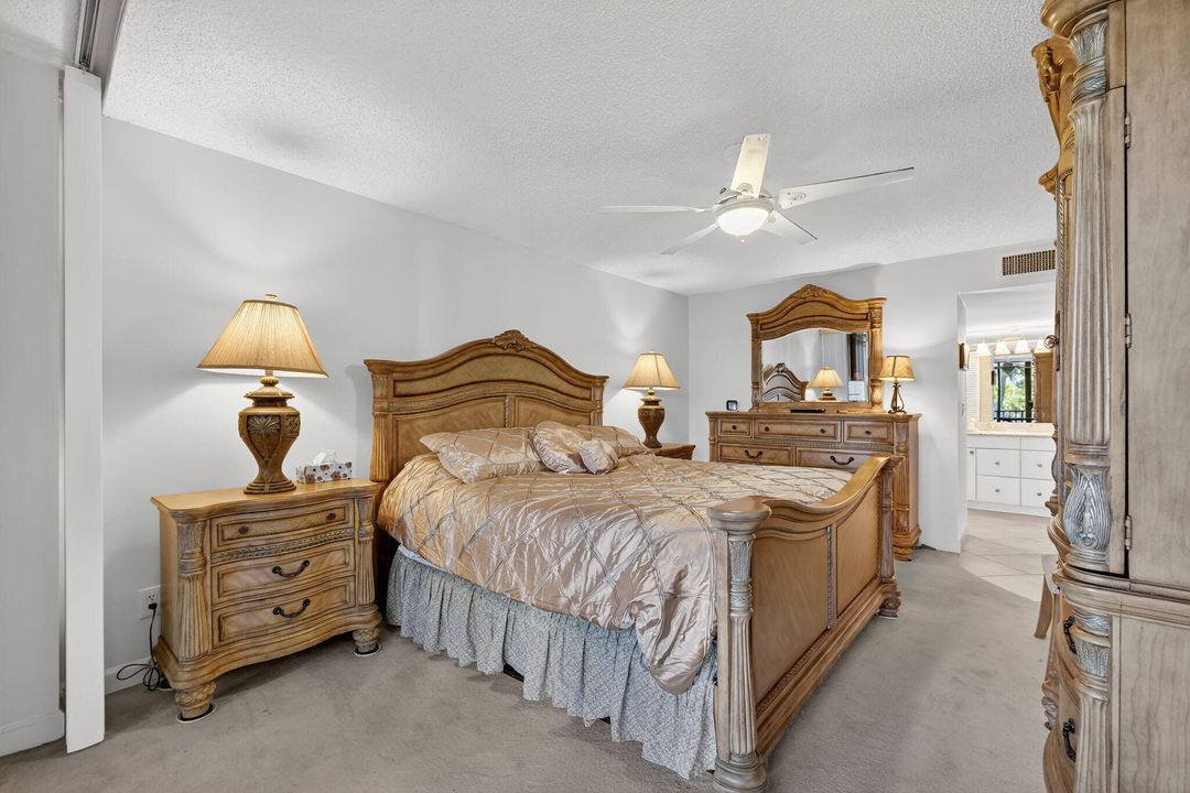 For Sale: $419,900 (2 beds, 2 baths, 1517 Square Feet)