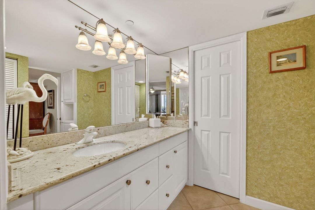 For Sale: $419,900 (2 beds, 2 baths, 1517 Square Feet)