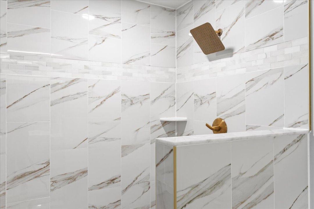 For Sale: $339,900 (3 beds, 2 baths, 1652 Square Feet)