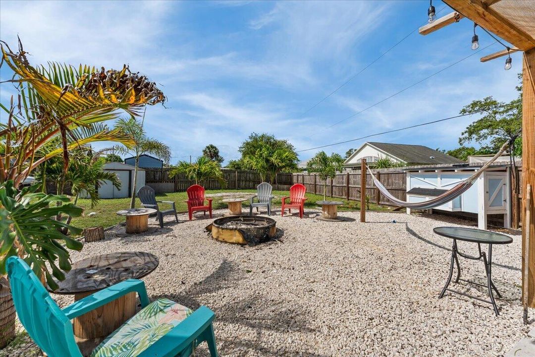 For Sale: $339,900 (3 beds, 2 baths, 1652 Square Feet)