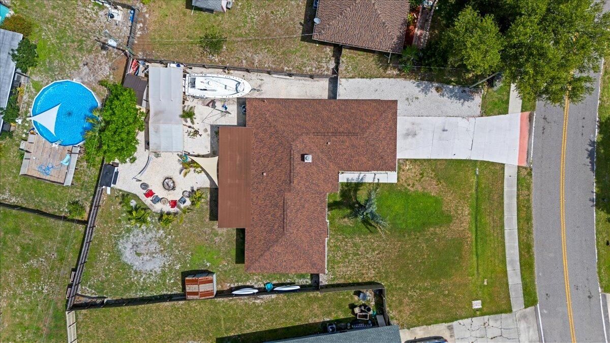 For Sale: $339,900 (3 beds, 2 baths, 1652 Square Feet)