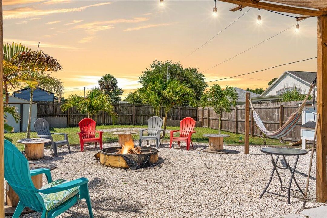 For Sale: $339,900 (3 beds, 2 baths, 1652 Square Feet)